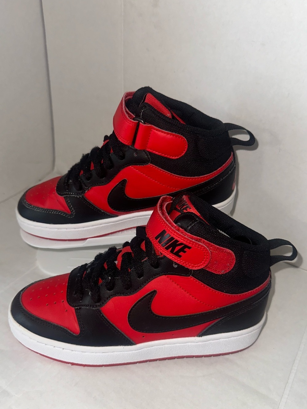 Nike Court Borough Mid 2 Shoes Youth Size 4.5Y Red Black Strap CD7782-602